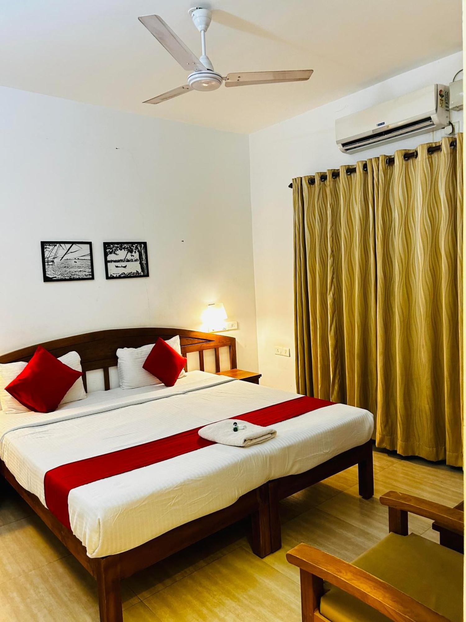 Pepper Route, Fort Kochi Экстерьер фото